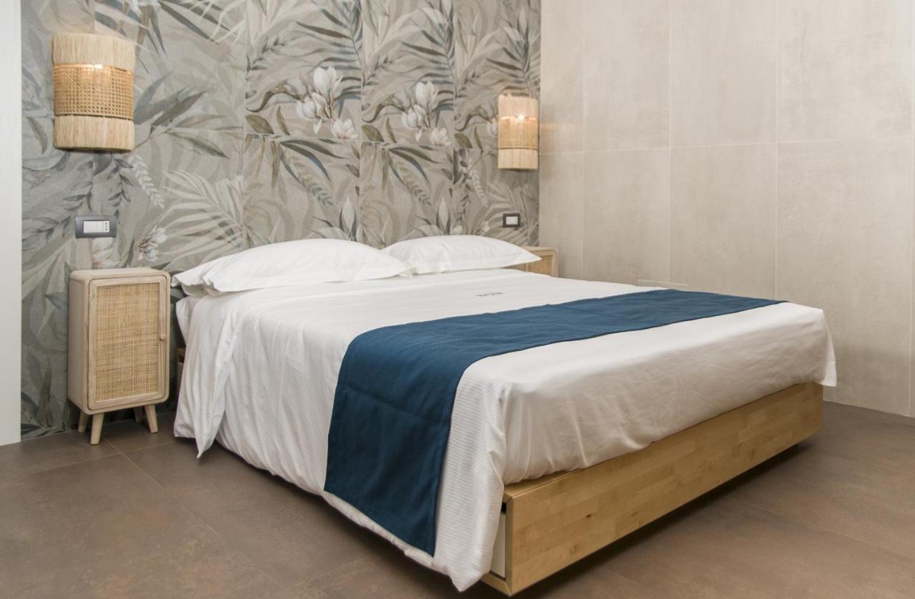Suite 18 Luxury Apartments Bari Eksteriør billede