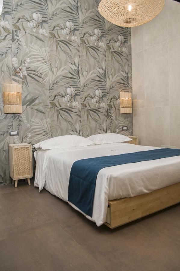 Suite 18 Luxury Apartments Bari Eksteriør billede