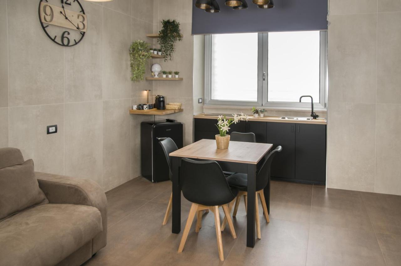 Suite 18 Luxury Apartments Bari Eksteriør billede