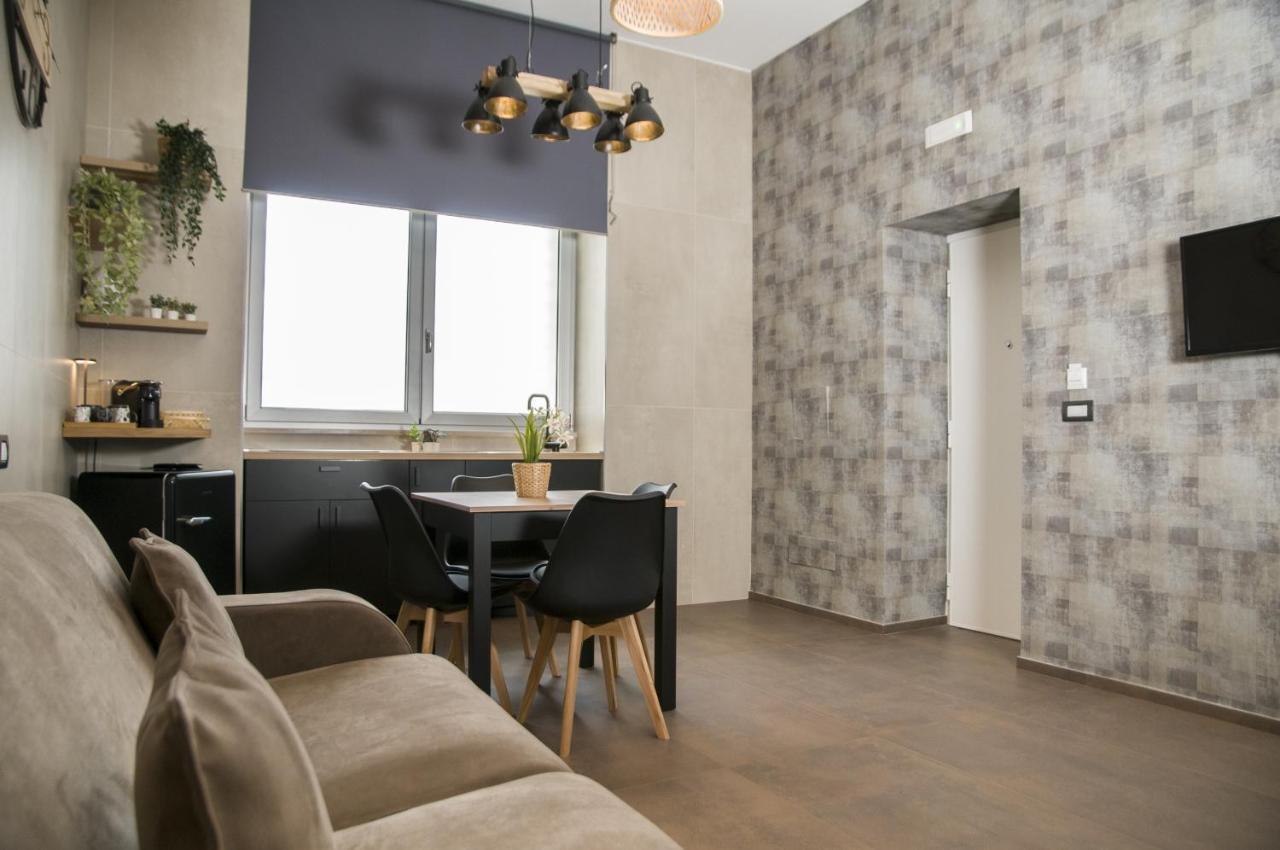 Suite 18 Luxury Apartments Bari Eksteriør billede