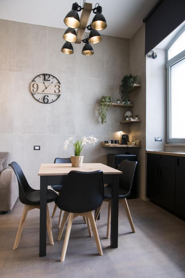 Suite 18 Luxury Apartments Bari Eksteriør billede