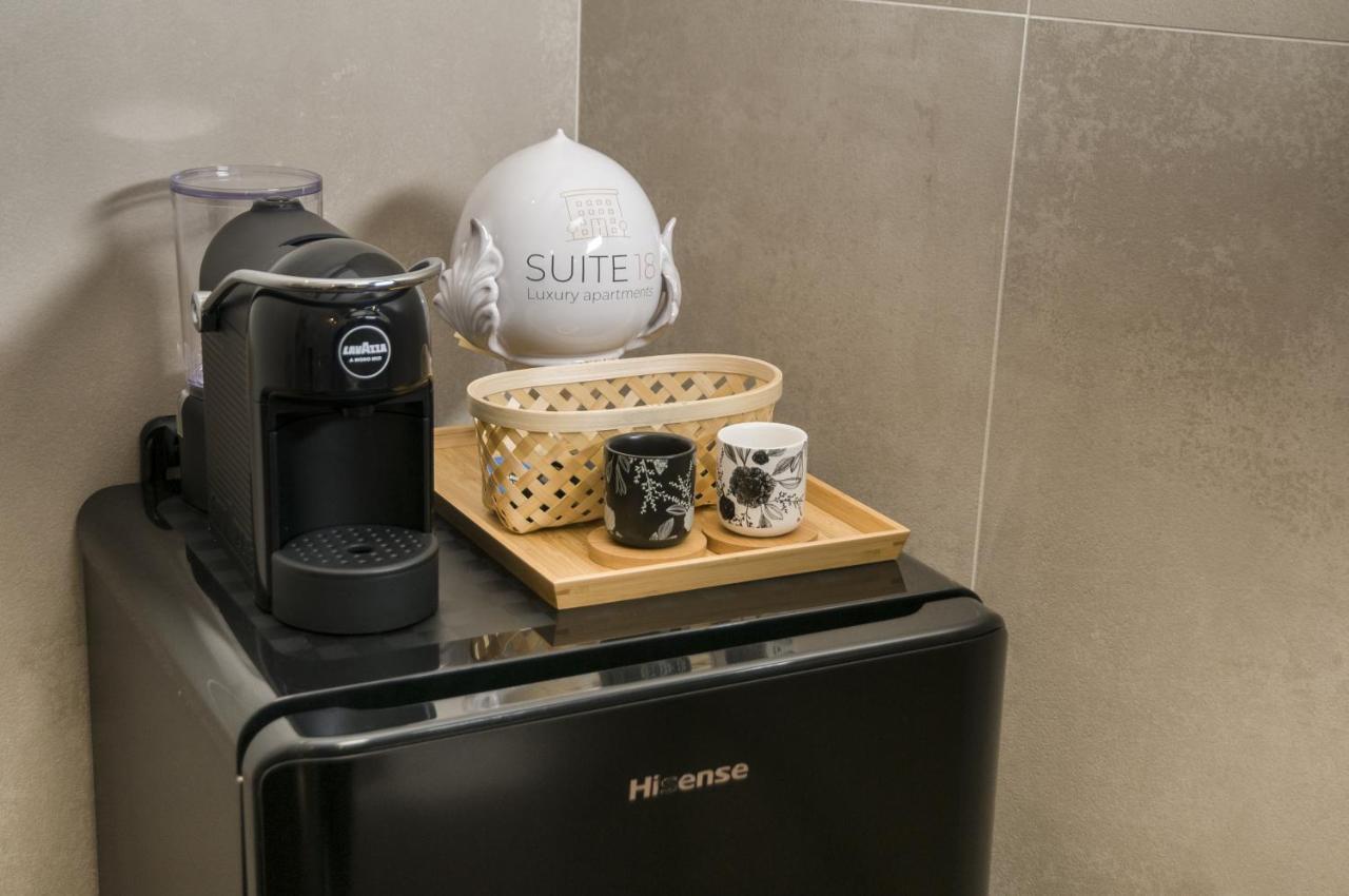 Suite 18 Luxury Apartments Bari Eksteriør billede
