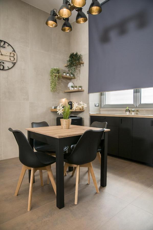 Suite 18 Luxury Apartments Bari Eksteriør billede