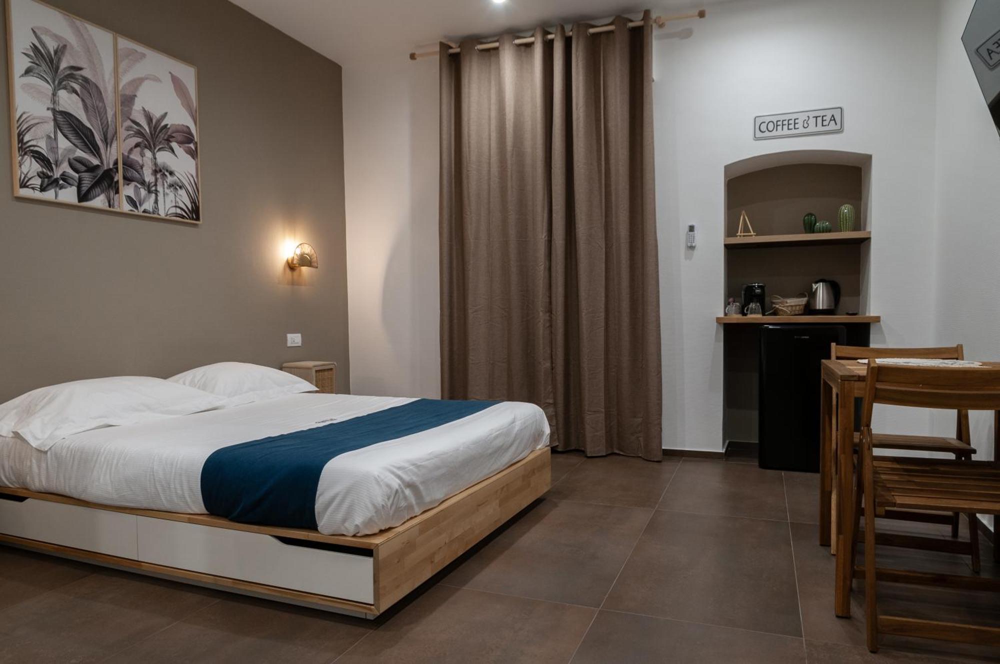 Suite 18 Luxury Apartments Bari Eksteriør billede